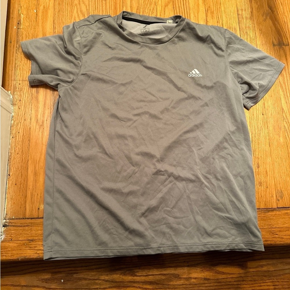 Adidas t shirt